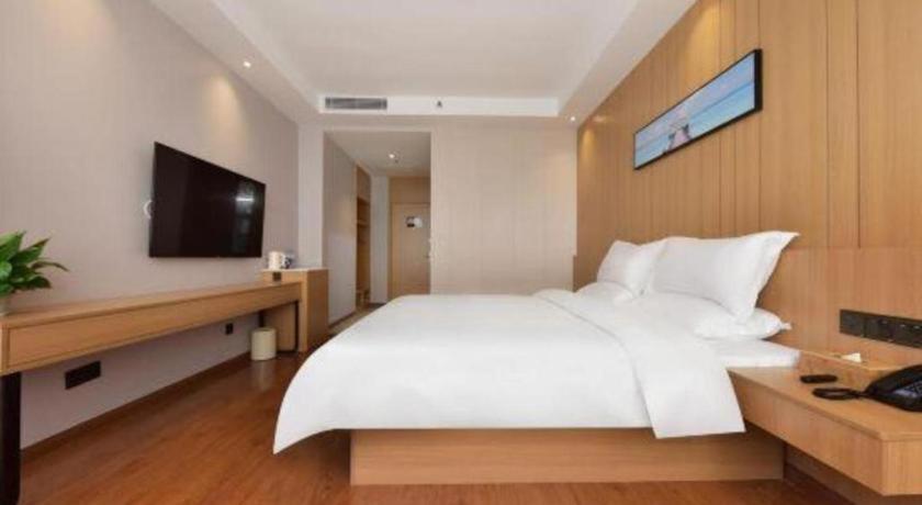 Starway Hongqiao Junction Center Branch Hotel Shanghai